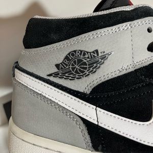 Mens Air Jordan 1 Mid 8.5 Black/Gray/White Used